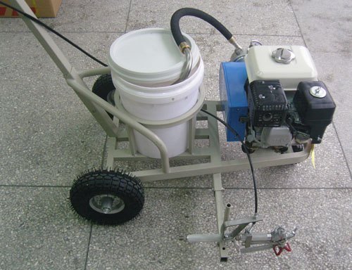 airless road line striping machine